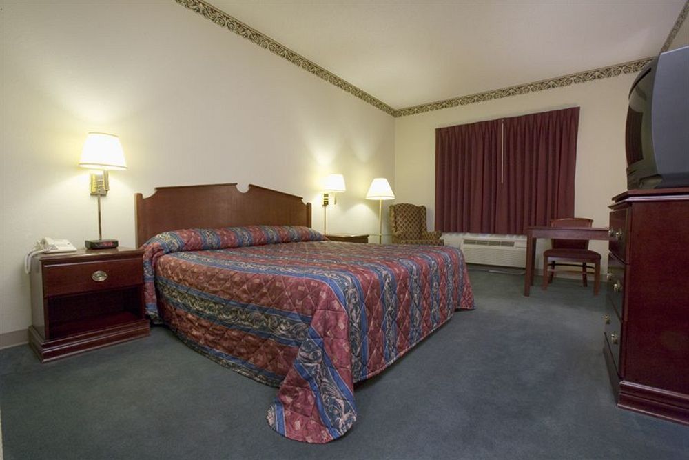 Wesley Inn Wichita Exterior foto